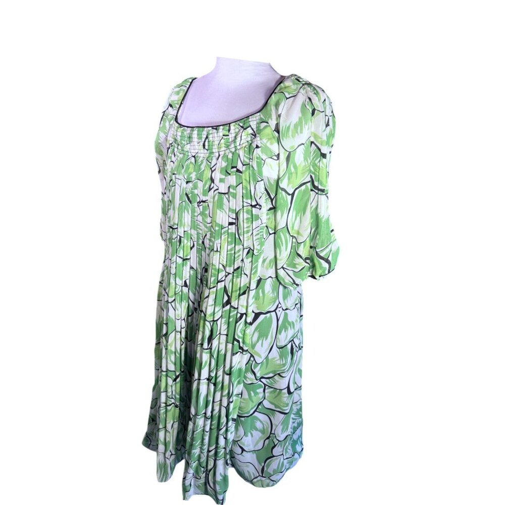 Green & White Floral Smocked Knee-Length Dress Size 6 - Picture 5 of 8